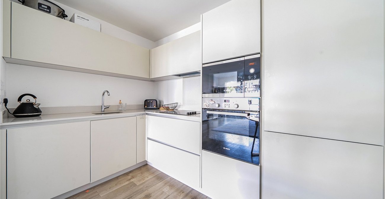 2 bedroom property for sale in Sydenham | Robinson Jackson