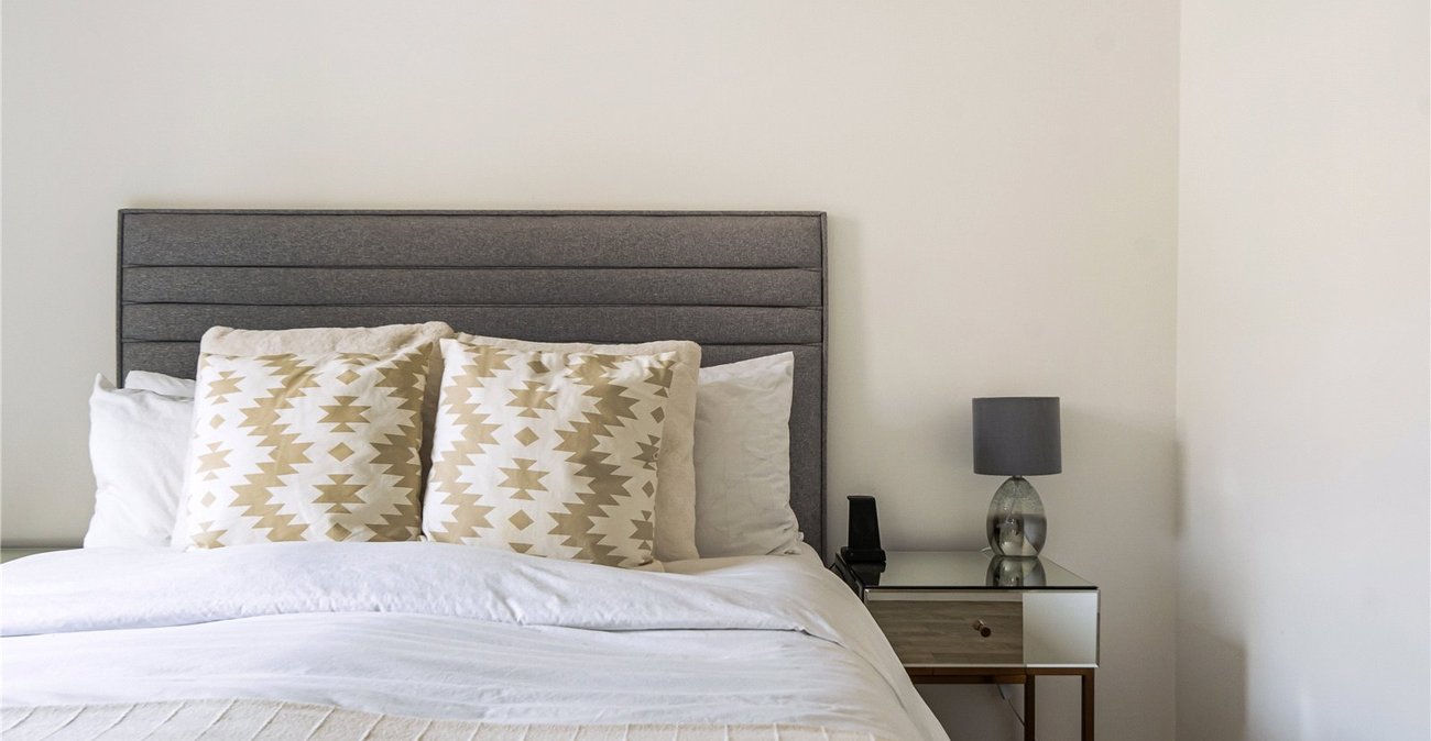 2 bedroom property for sale in Sydenham | Robinson Jackson