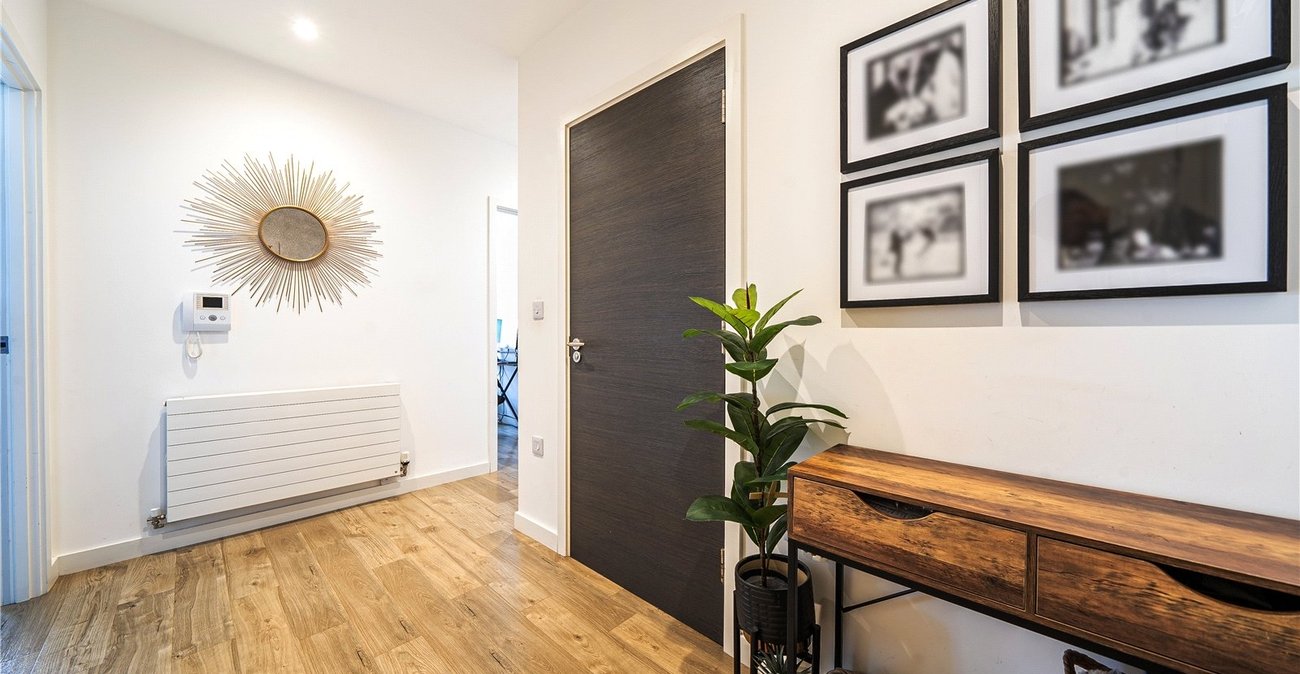 2 bedroom property for sale in Sydenham | Robinson Jackson
