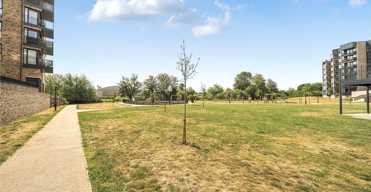 2 bedroom property for sale in Sydenham | Robinson Jackson