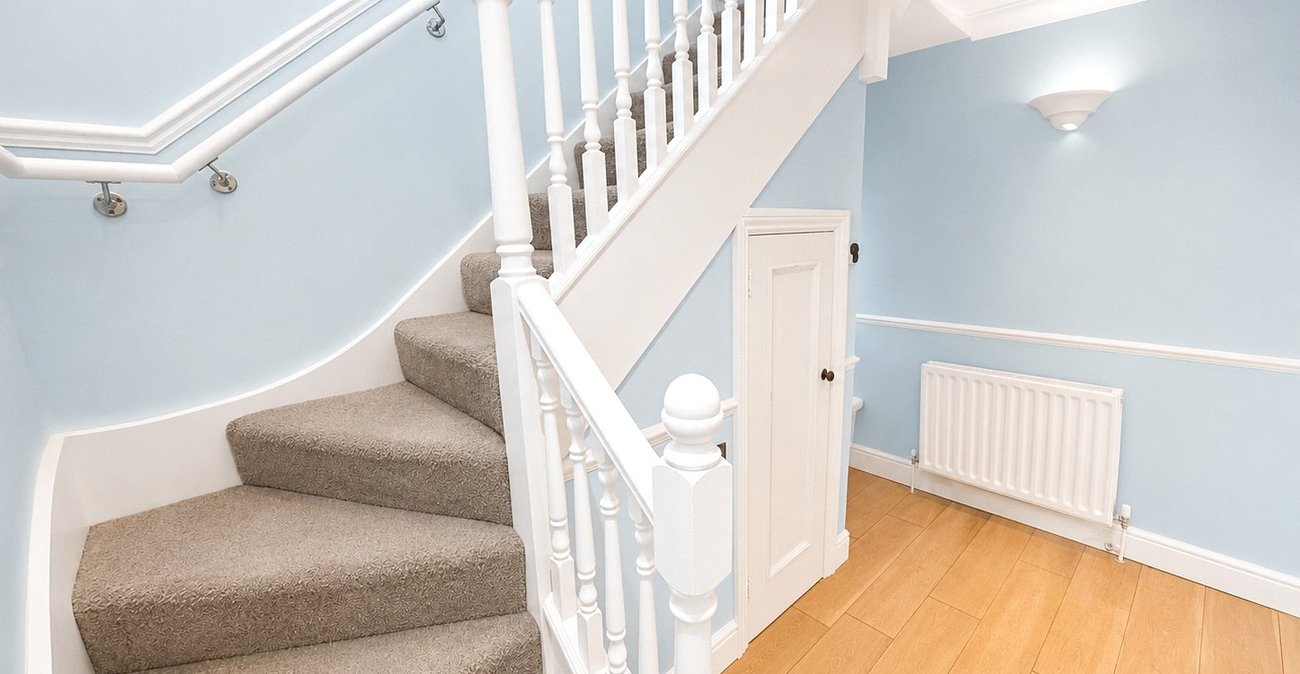 2 bedroom property for sale in Marischal Road | Robinson Jackson