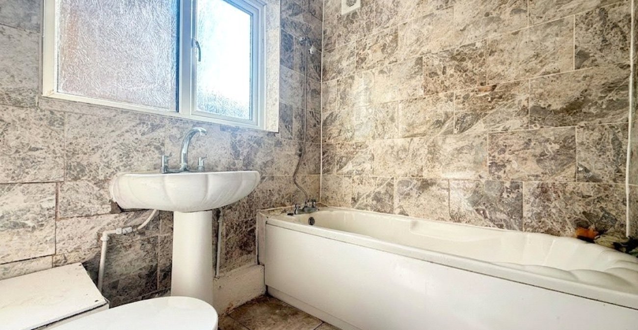 2 bedroom house for sale in Plumstead | Robinson Jackson