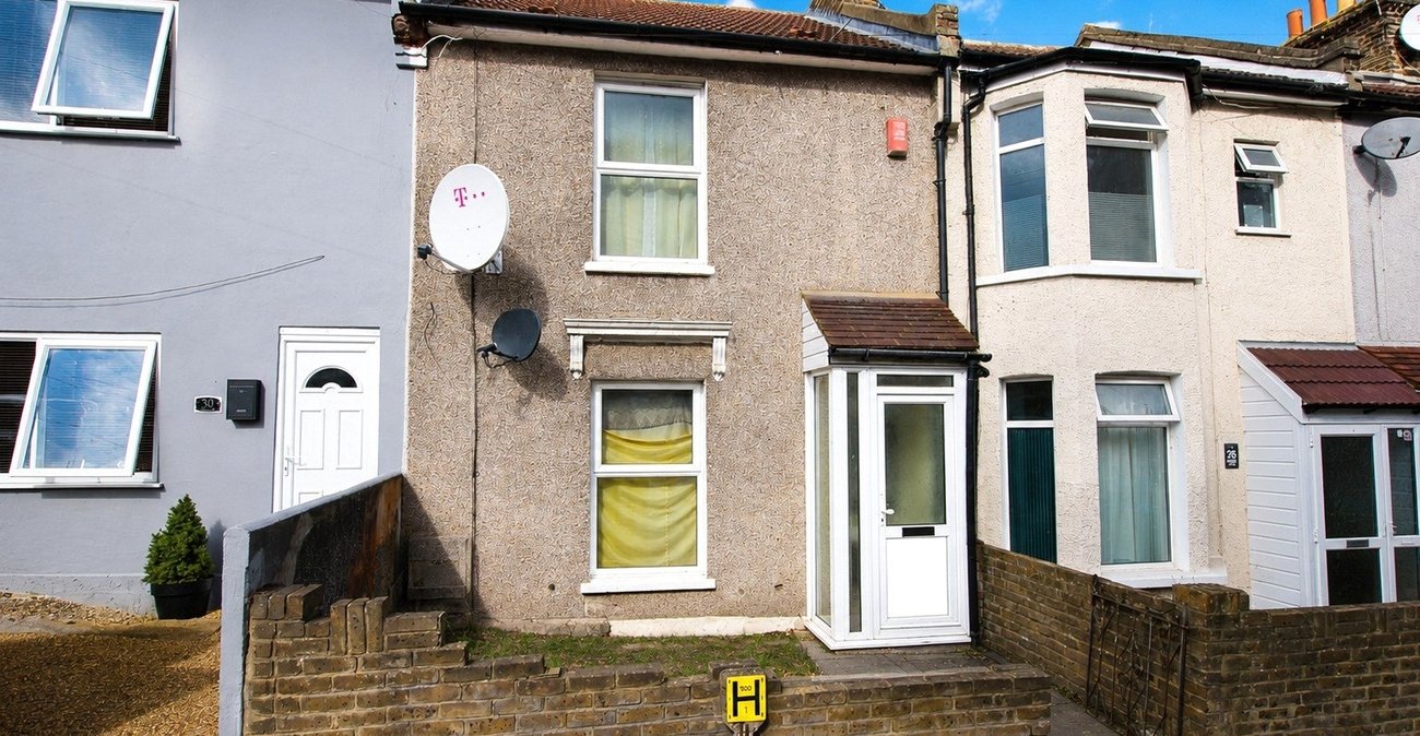 2 bedroom house for sale in Plumstead | Robinson Jackson