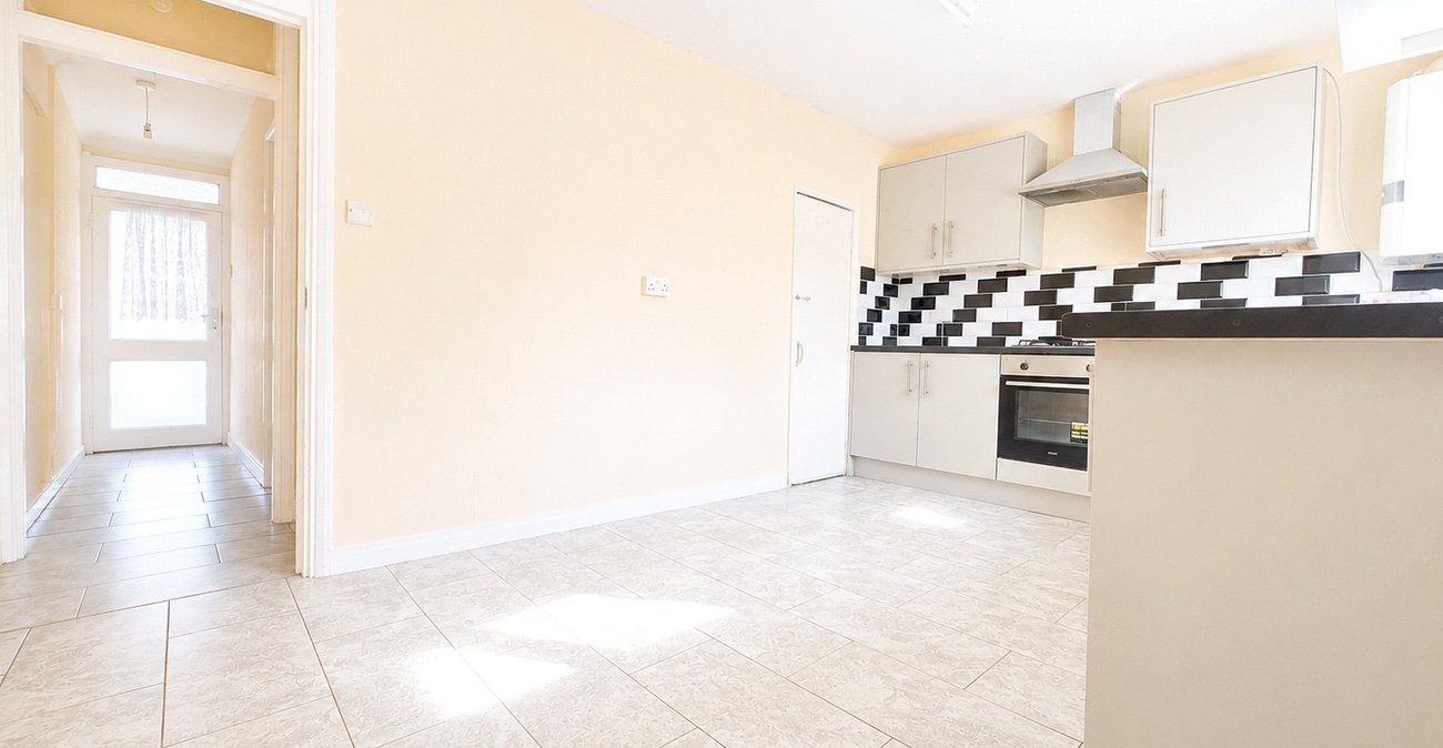 2 bedroom house for sale in Plumstead | Robinson Jackson