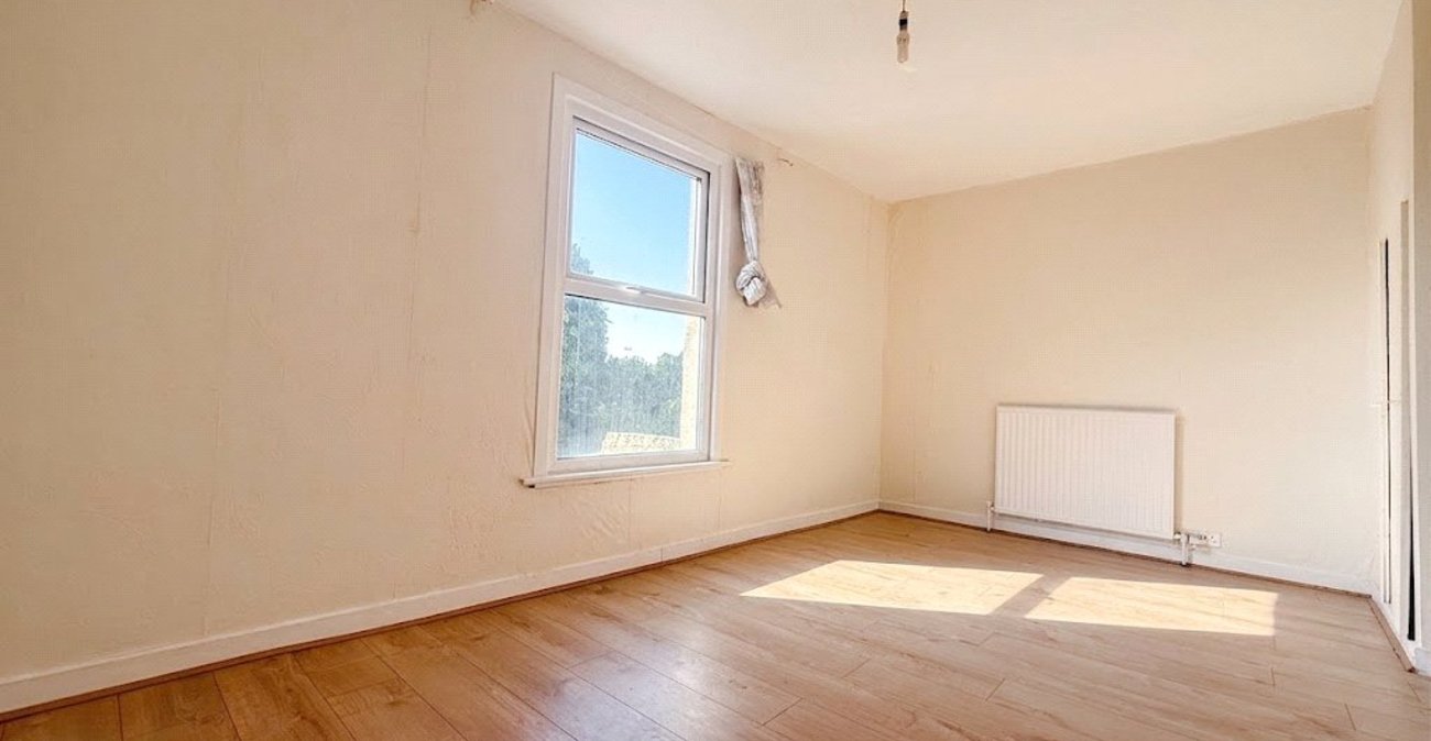 2 bedroom house for sale in Plumstead | Robinson Jackson