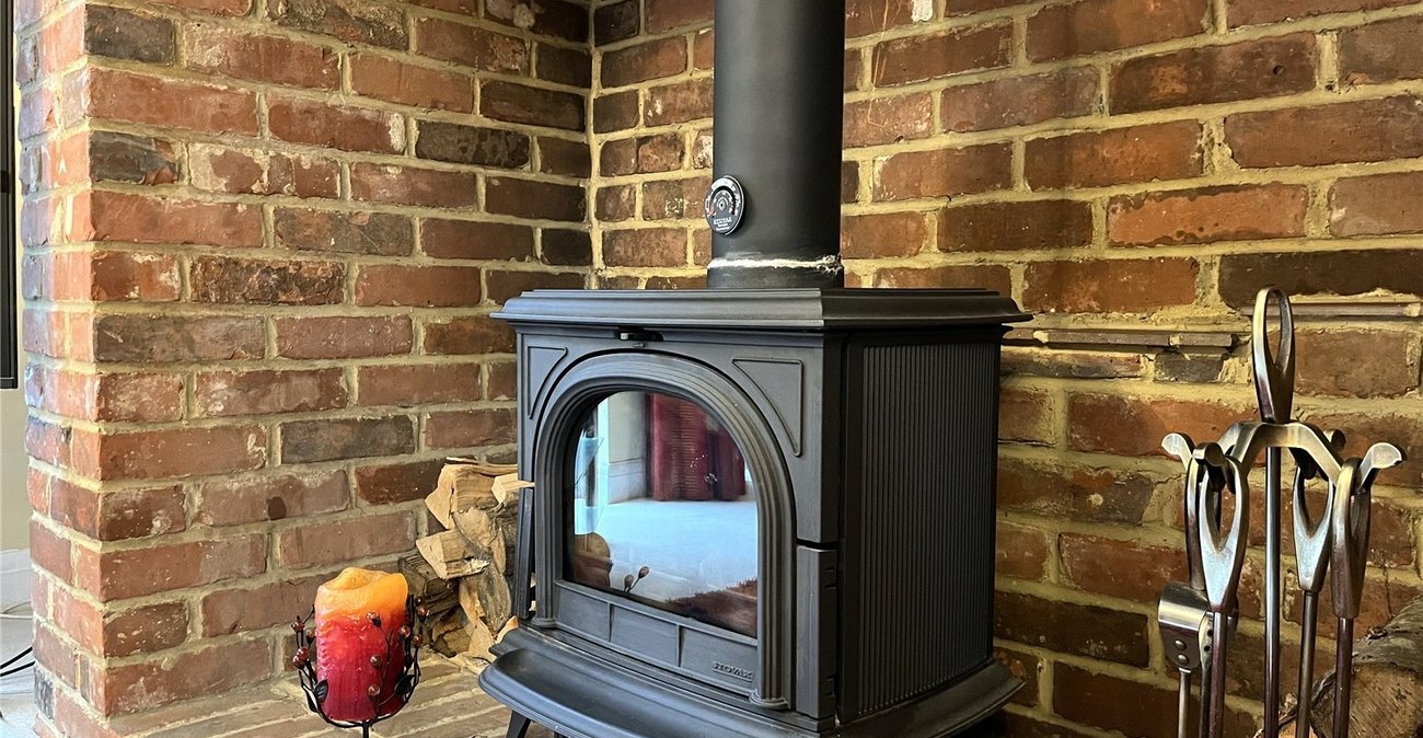 4 bedroom house for sale in Walderslade | Robinson Michael & Jackson