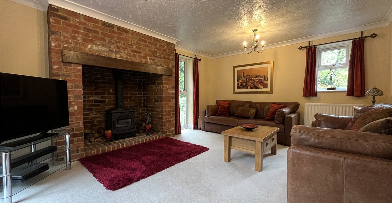 4 bedroom house for sale in Walderslade | Robinson Michael & Jackson