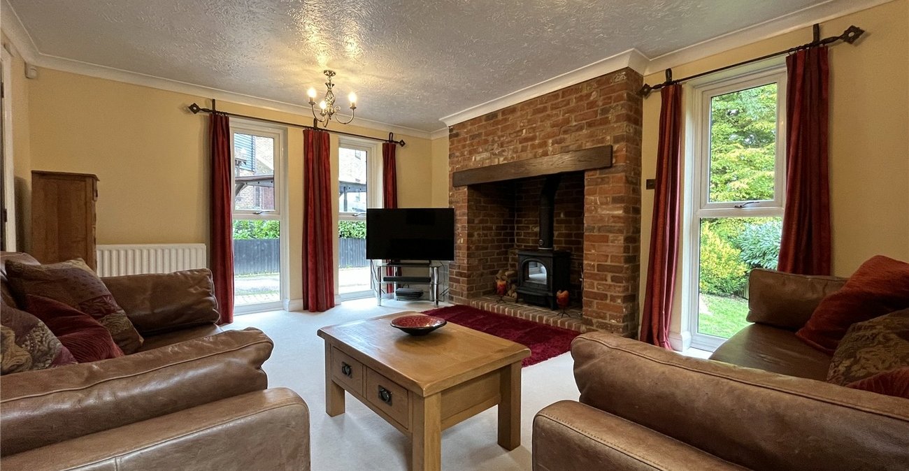 4 bedroom house for sale in Walderslade | Robinson Michael & Jackson