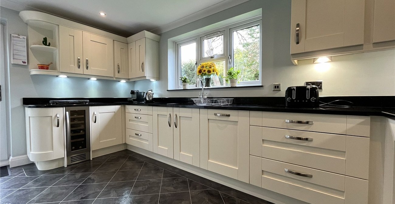 4 bedroom house for sale in Walderslade | Robinson Michael & Jackson