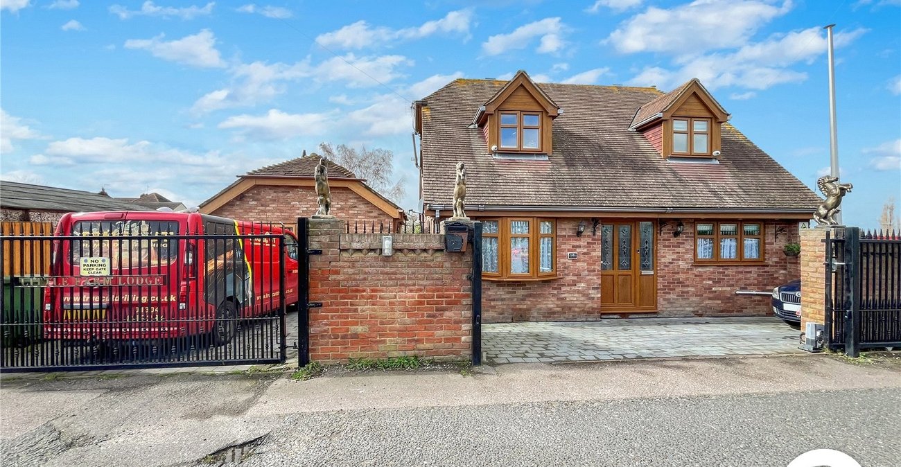 6 bedroom house for sale in Minster on Sea | Robinson Michael & Jackson
