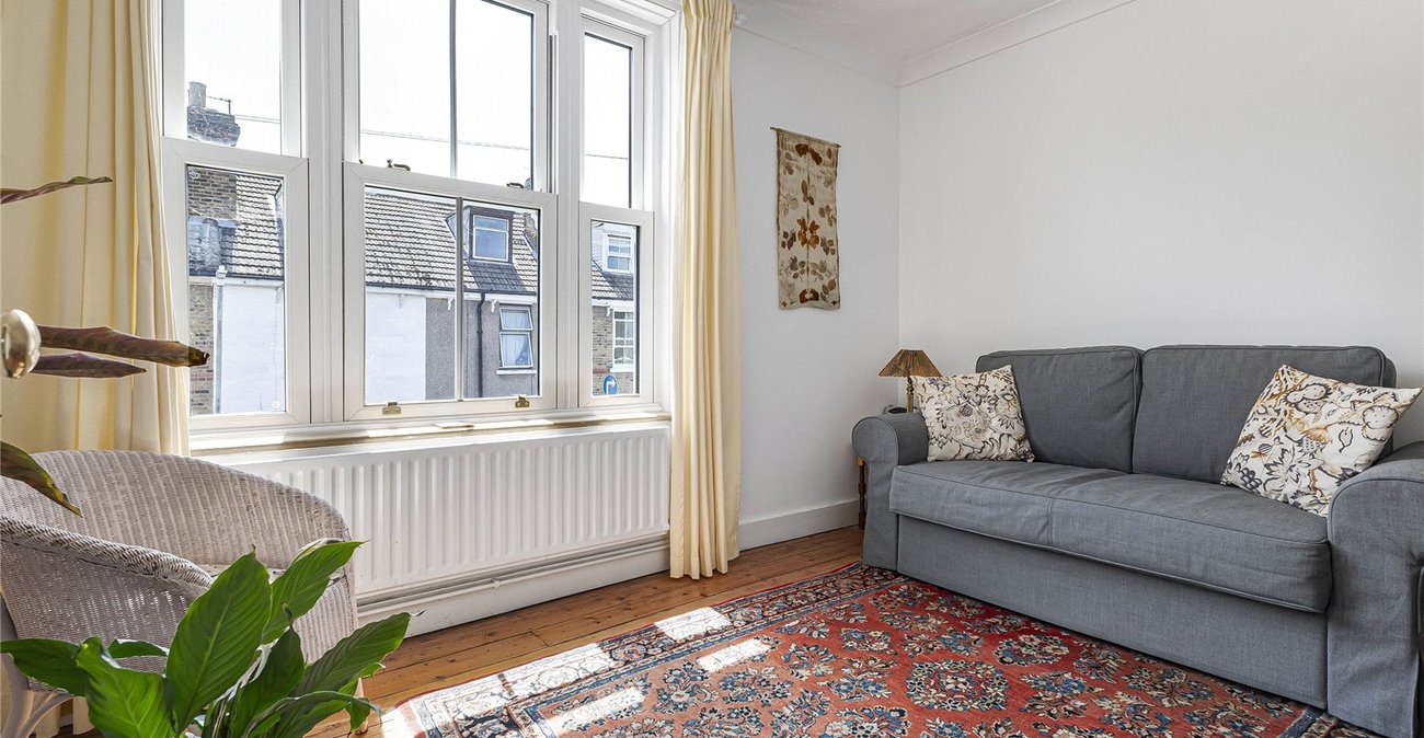 2 bedroom house for sale in Snodland | Robinson Michael & Jackson