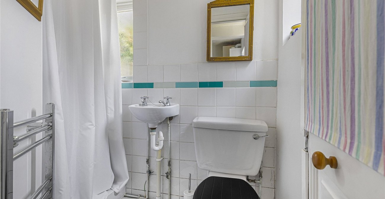 2 bedroom house for sale in Snodland | Robinson Michael & Jackson