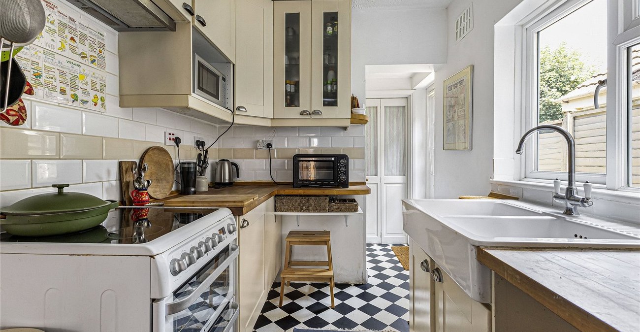 2 bedroom house for sale in Snodland | Robinson Michael & Jackson