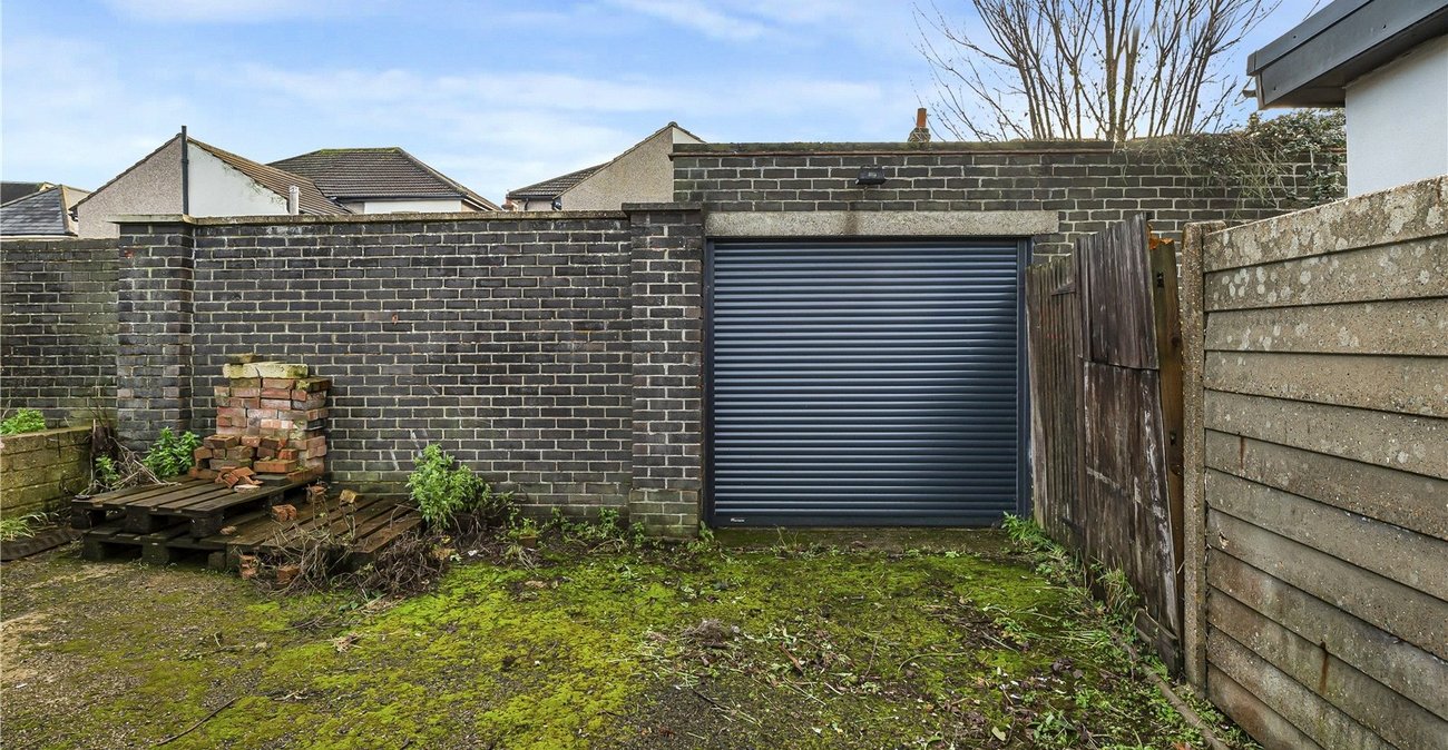 3 bedroom house for sale in Welling | Robinson Jackson