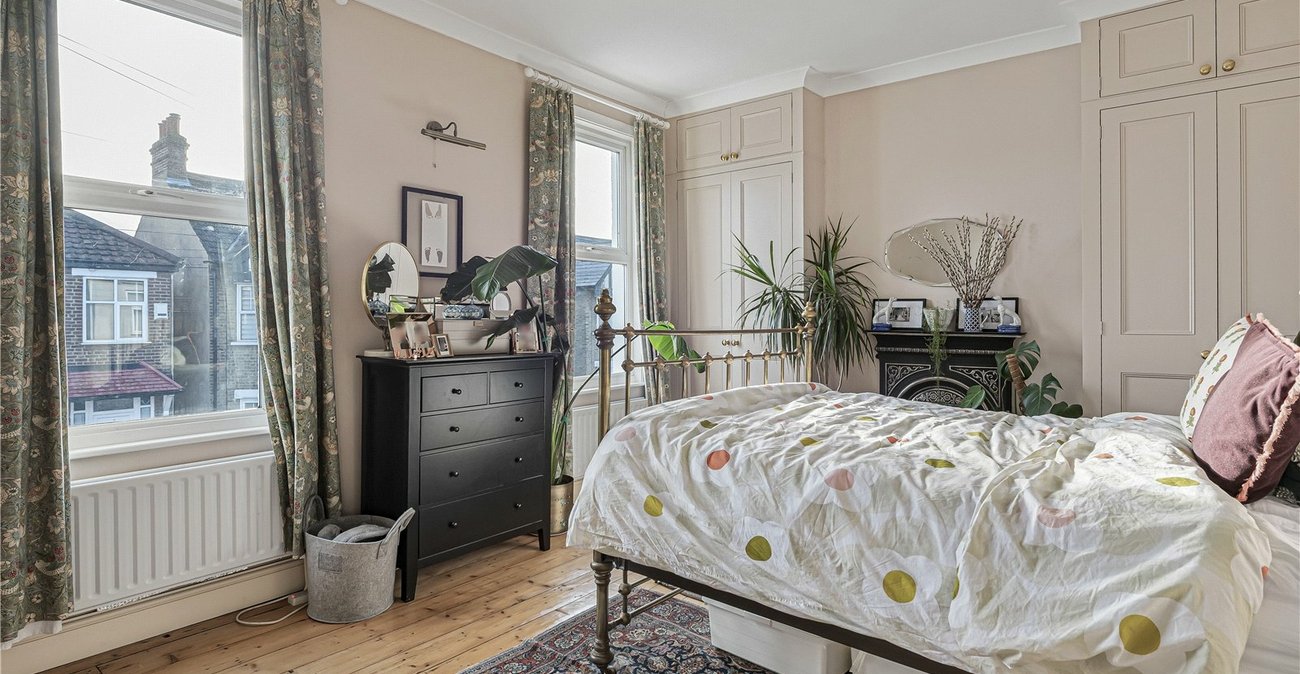 3 bedroom house for sale in Welling | Robinson Jackson