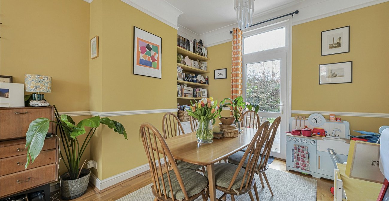 3 bedroom house for sale in Welling | Robinson Jackson