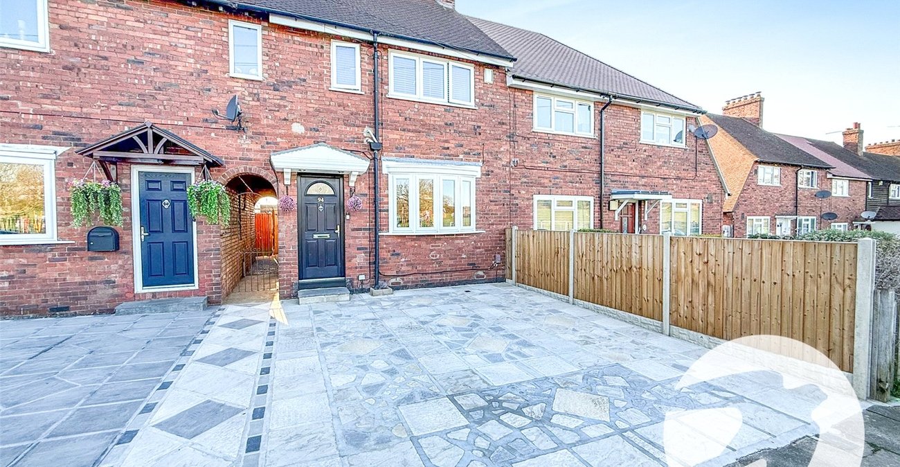 4 bedroom house for sale in London | Robinson Jackson