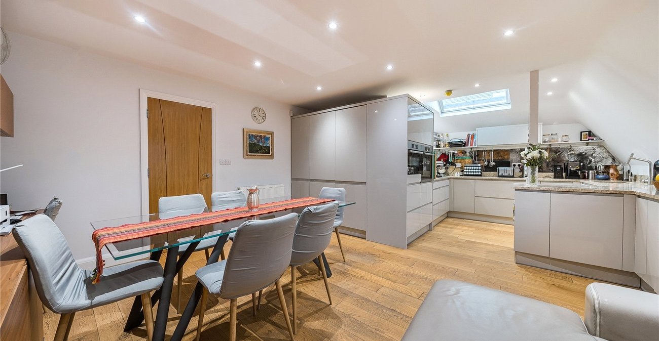 5 bedroom house for sale in Queensthorpe Road | Robinson Jackson