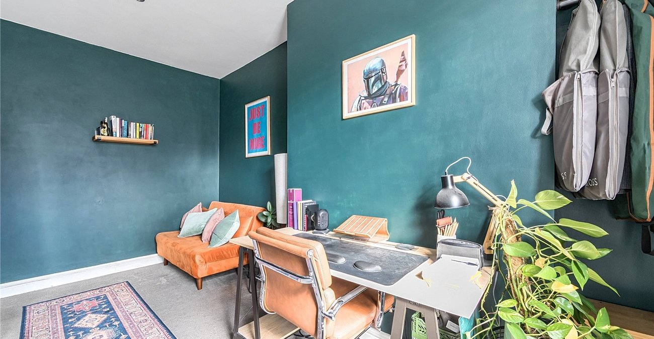 2 bedroom property for sale in Sydenham | Robinson Jackson