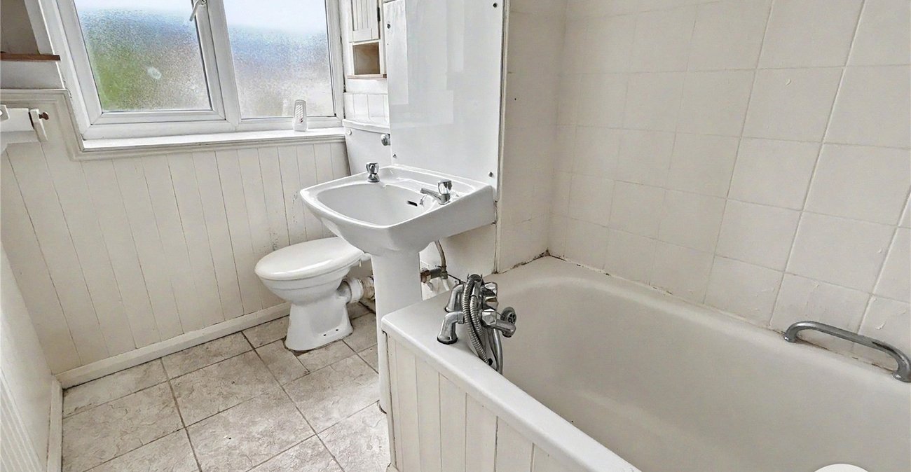 2 bedroom property for sale in Sidcup | Robinson Jackson