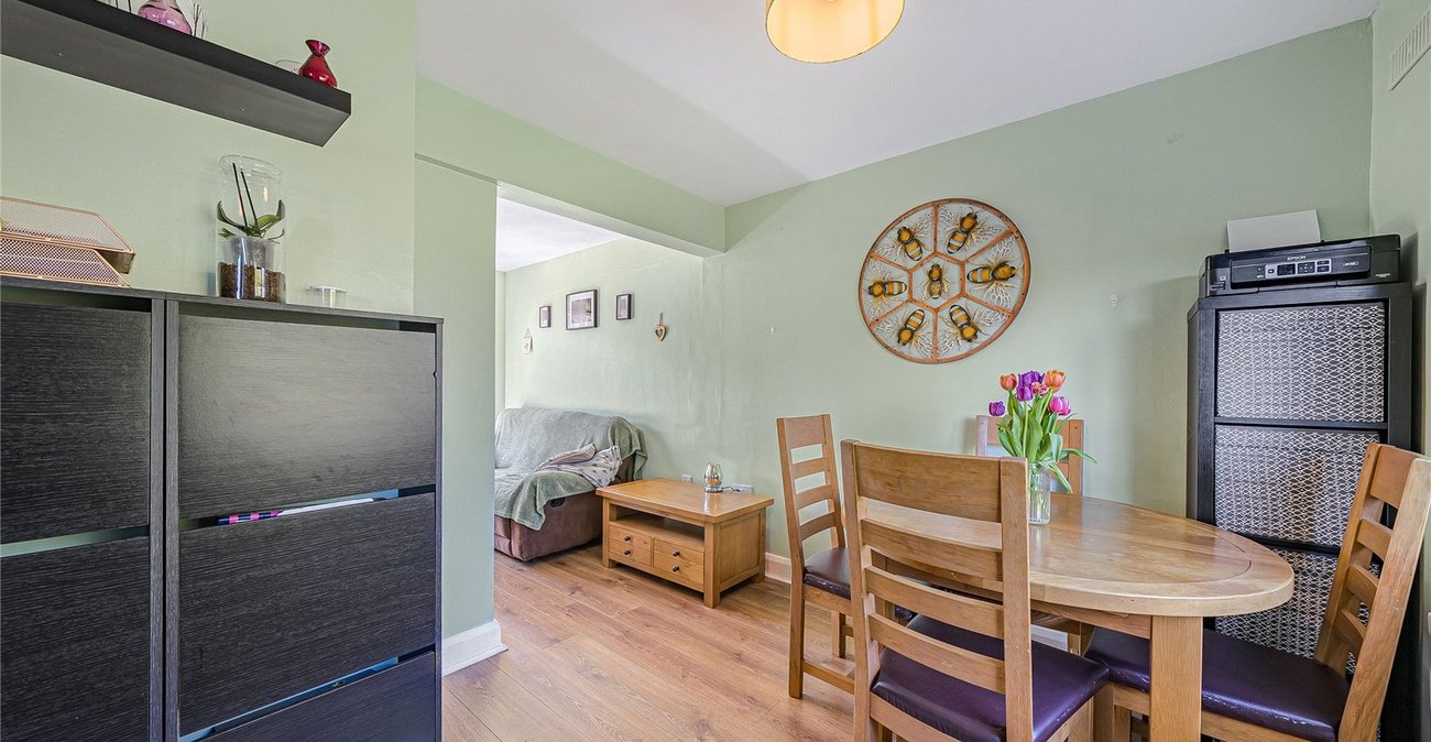 3 bedroom house for sale in Rochester | Robinson Michael & Jackson