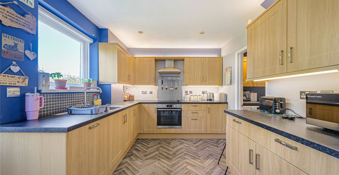 3 bedroom house for sale in Rochester | Robinson Michael & Jackson