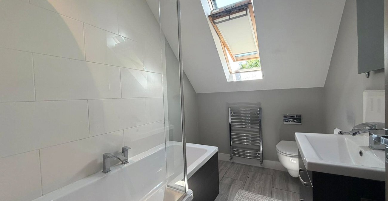 3 bedroom house for sale in Shorne | Robinson Michael & Jackson