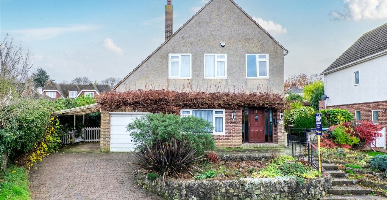 3 bedroom house for sale in Shorne | Robinson Michael & Jackson