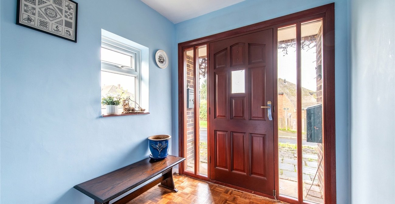 3 bedroom house for sale in Shorne | Robinson Michael & Jackson