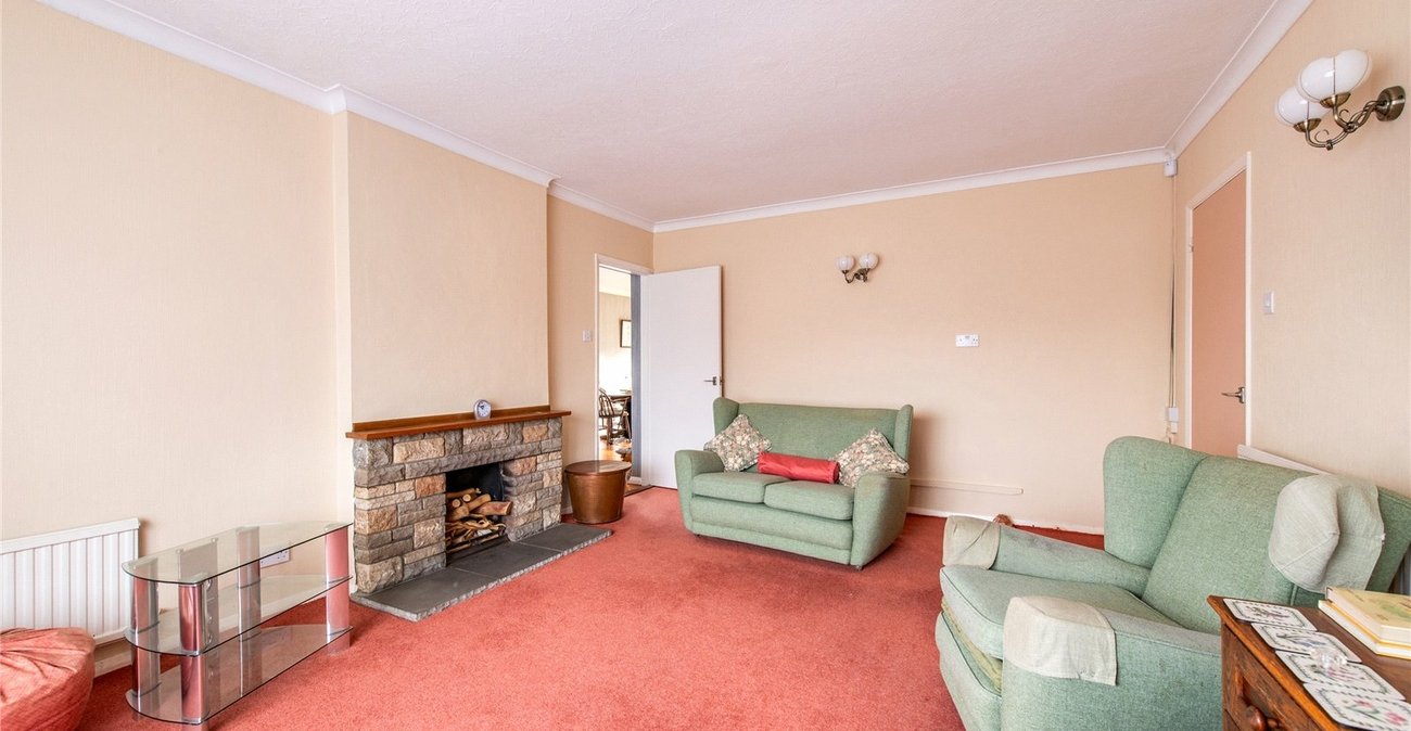 3 bedroom house for sale in Shorne | Robinson Michael & Jackson