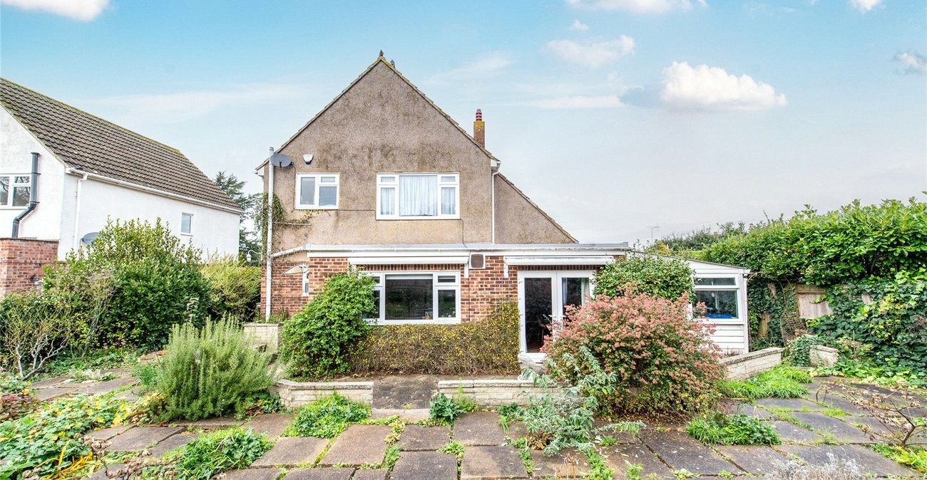 3 bedroom house for sale in Shorne | Robinson Michael & Jackson