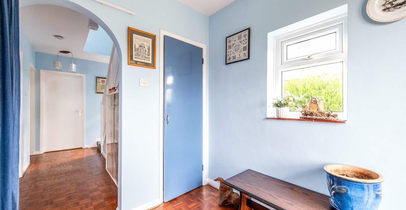 3 bedroom house for sale in Shorne | Robinson Michael & Jackson