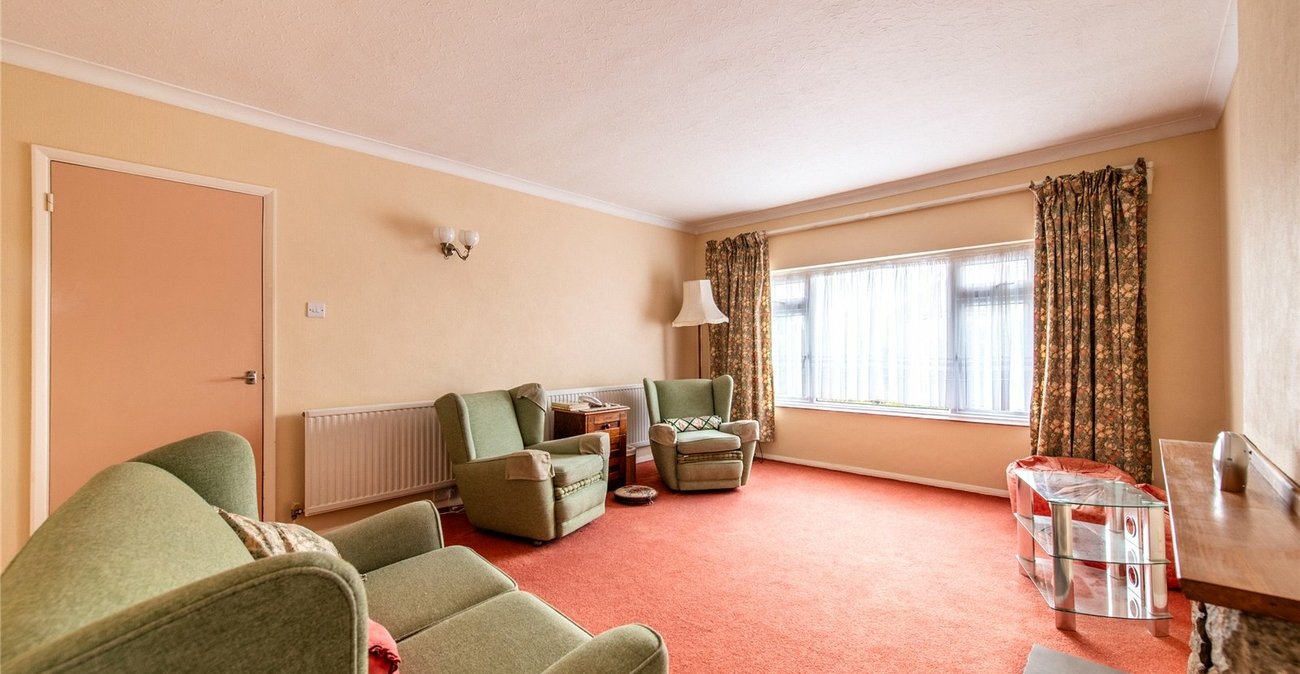 3 bedroom house for sale in Shorne | Robinson Michael & Jackson