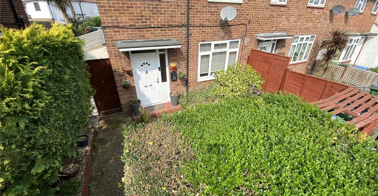 2 bedroom house for sale in Sidcup | Robinson Jackson