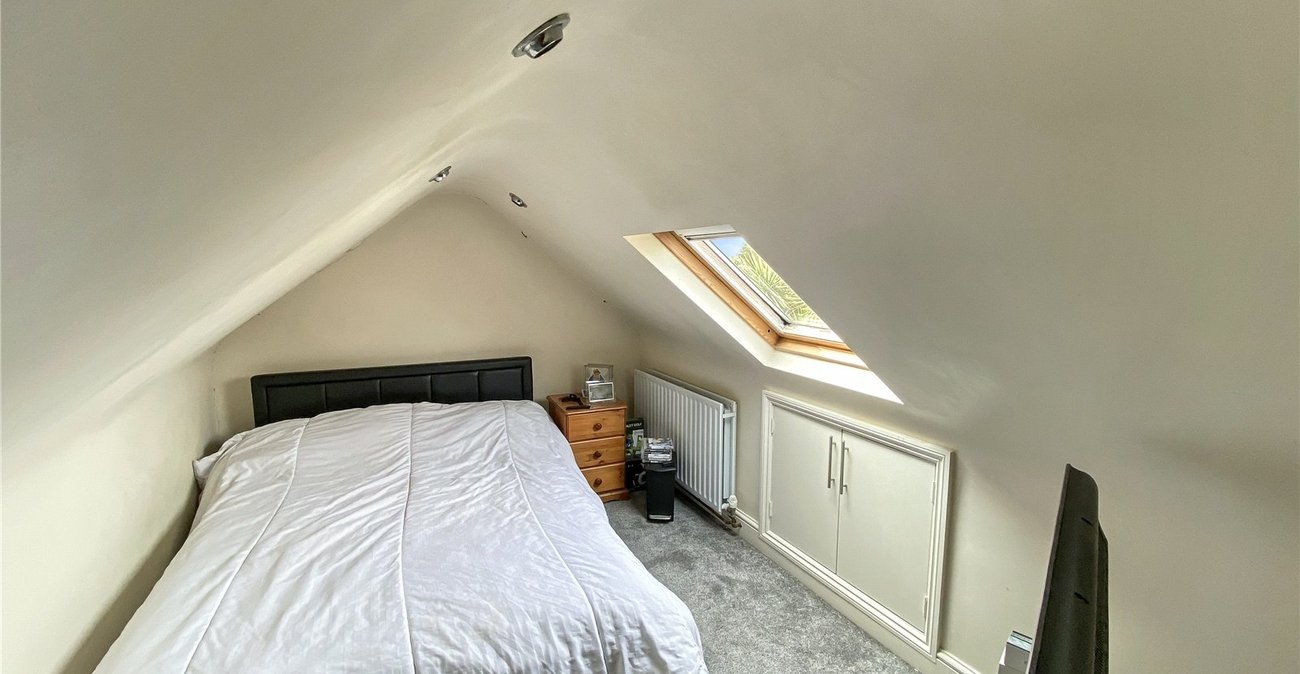 2 bedroom house for sale in Sidcup | Robinson Jackson