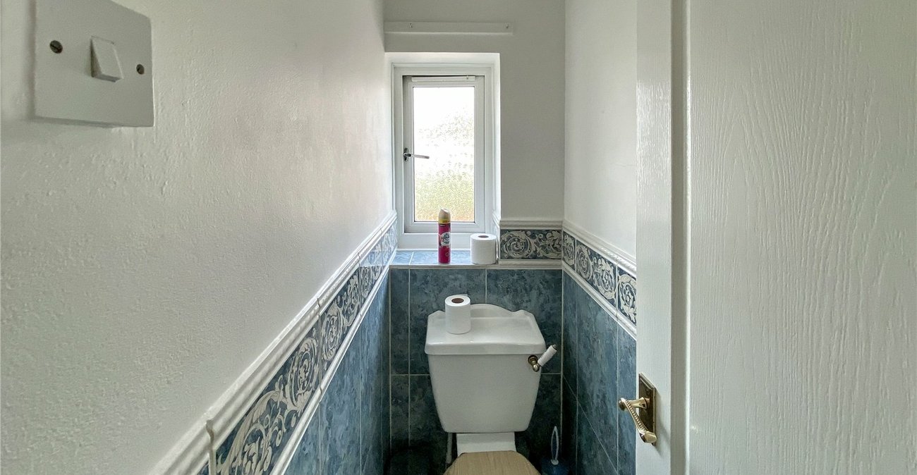 2 bedroom house for sale in Sidcup | Robinson Jackson