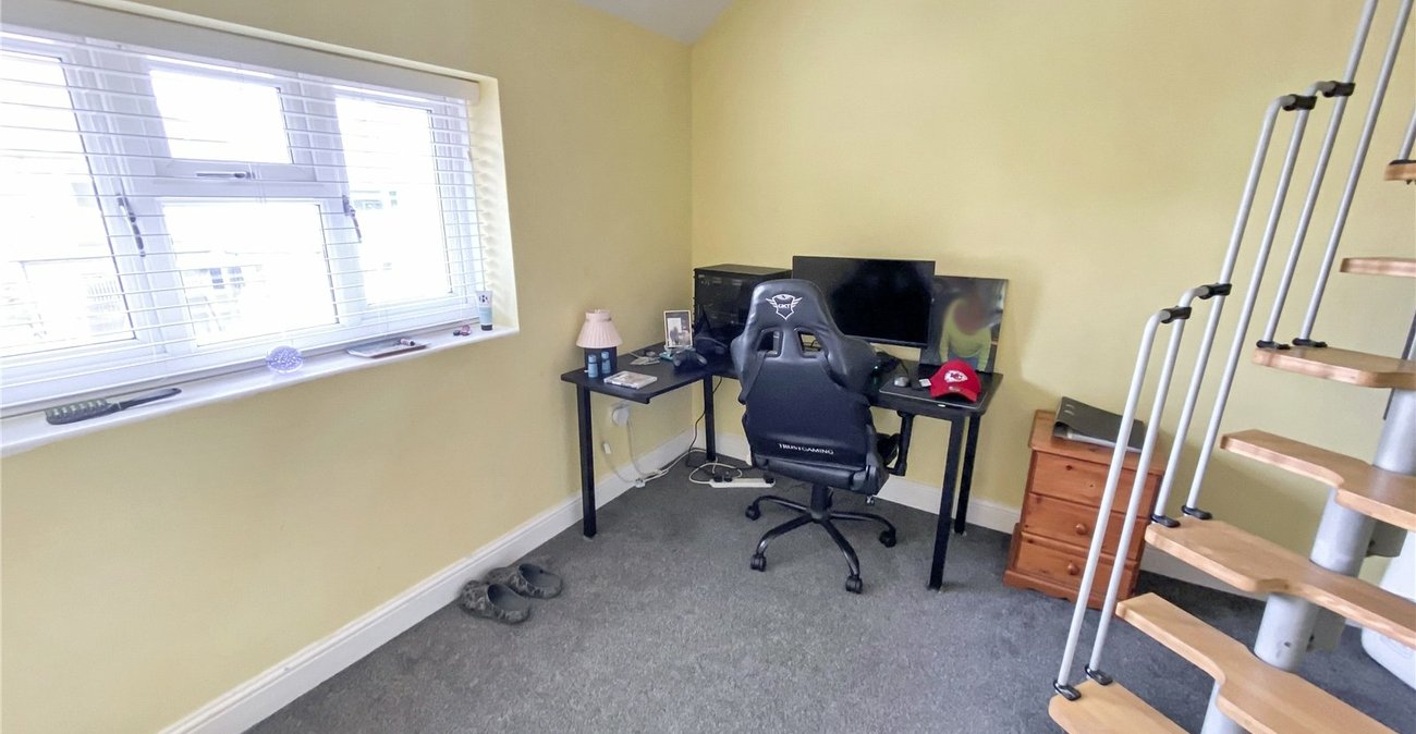 2 bedroom house for sale in Sidcup | Robinson Jackson