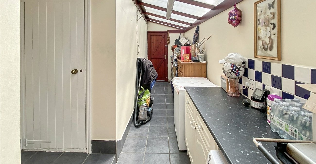 2 bedroom house for sale in Sidcup | Robinson Jackson