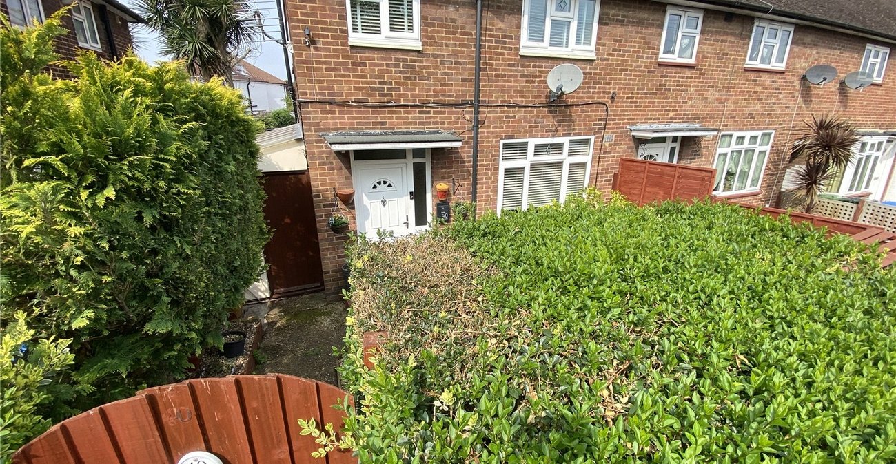 2 bedroom house for sale in Sidcup | Robinson Jackson