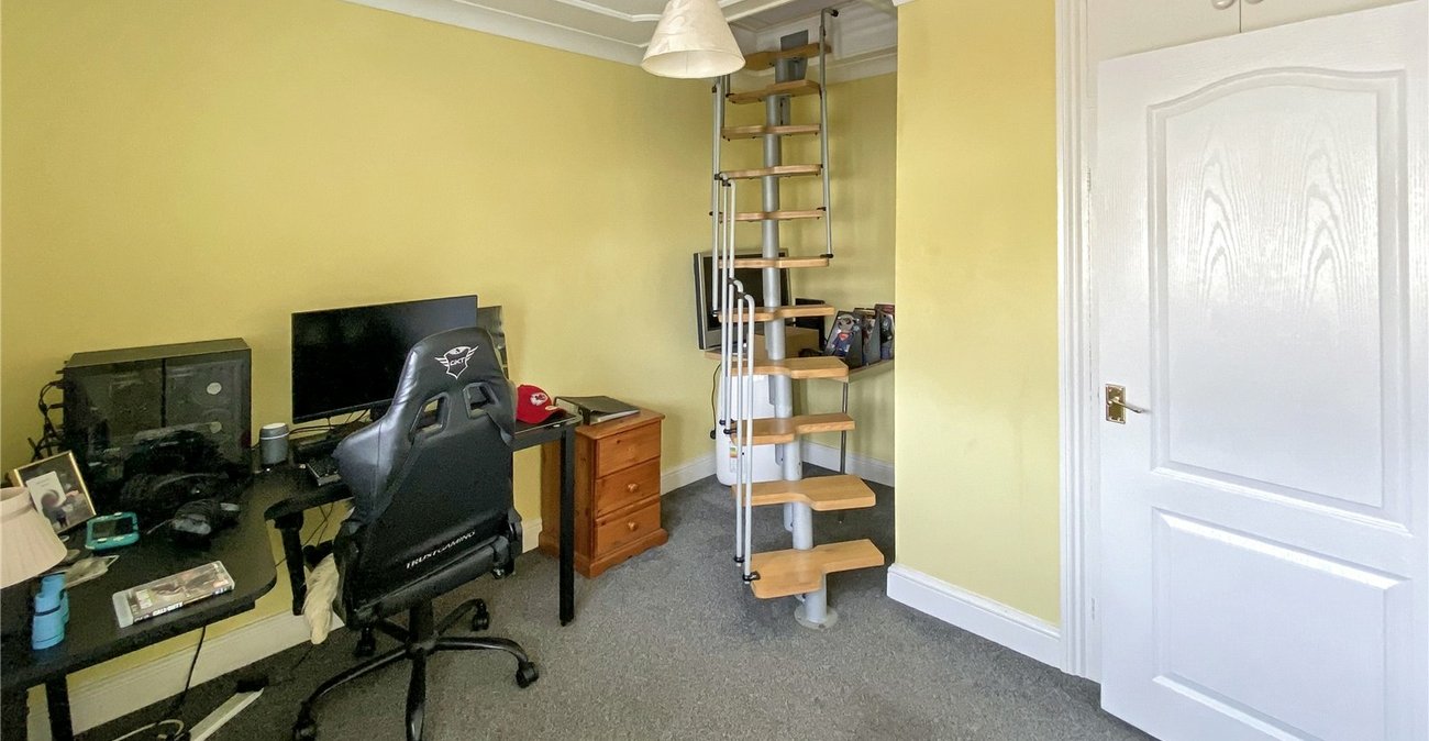 2 bedroom house for sale in Sidcup | Robinson Jackson