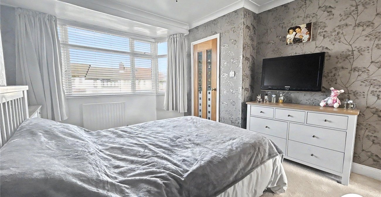 3 bedroom house for sale in South Welling | Robinson Jackson