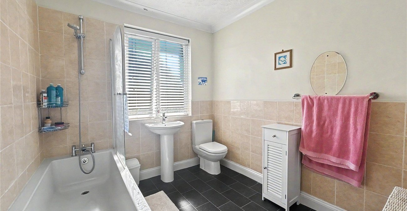3 bedroom house for sale in South Welling | Robinson Jackson