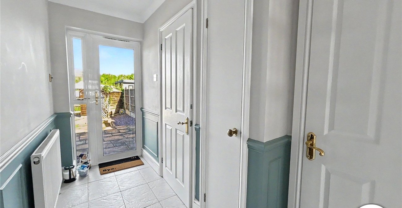 3 bedroom house for sale in South Welling | Robinson Jackson