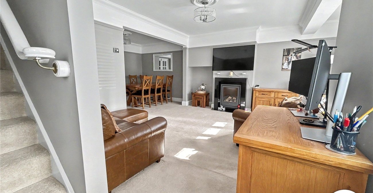 3 bedroom house for sale in South Welling | Robinson Jackson
