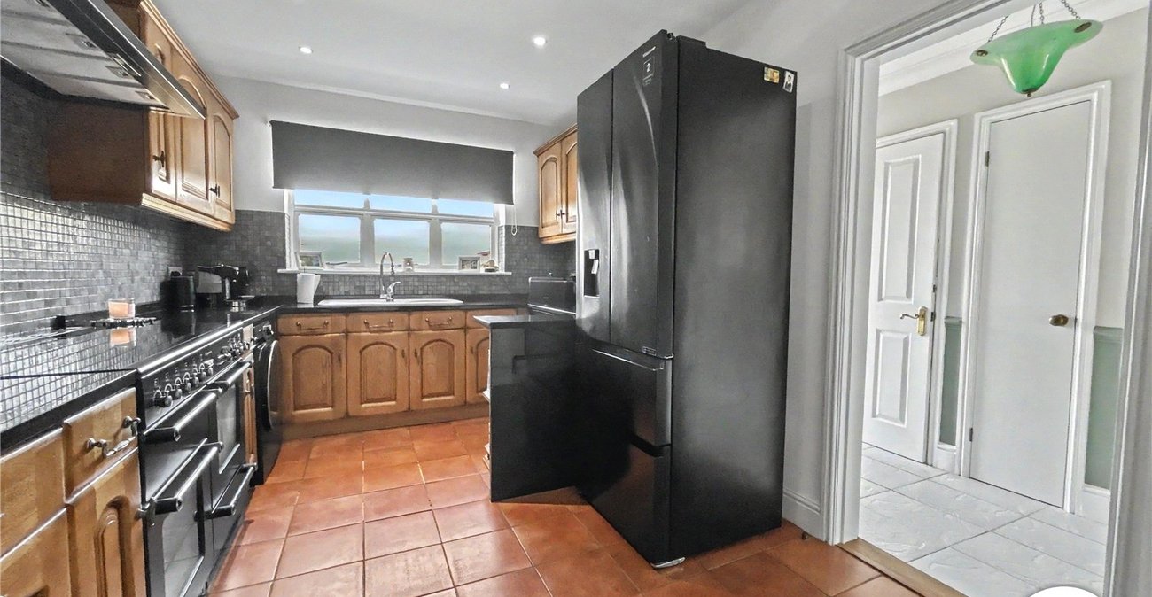 3 bedroom house for sale in South Welling | Robinson Jackson