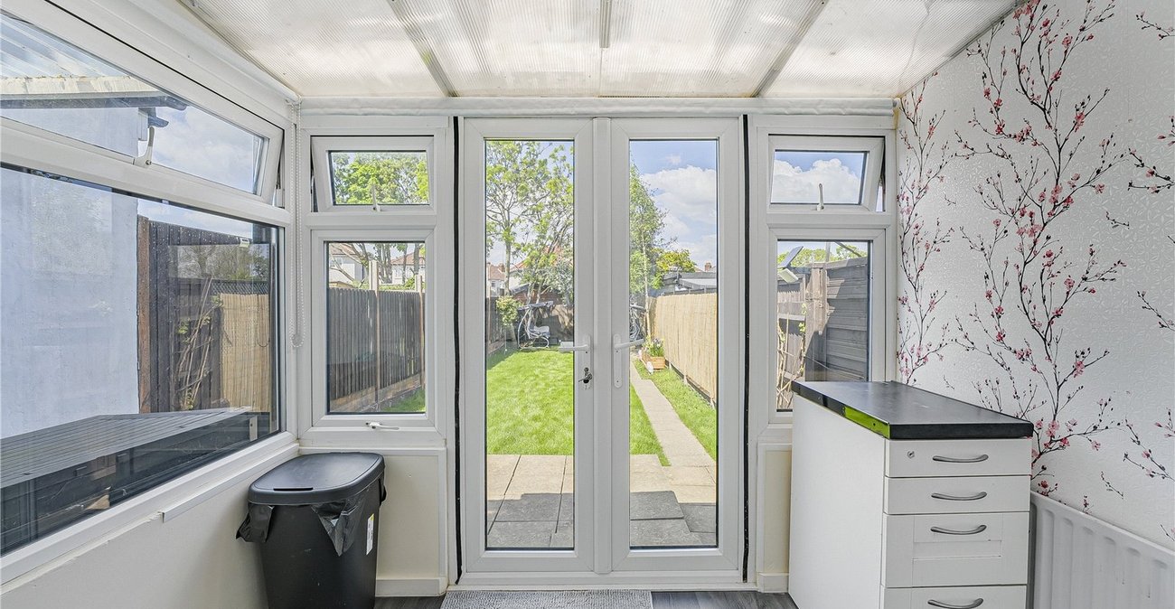 3 bedroom house for sale in South Welling | Robinson Jackson