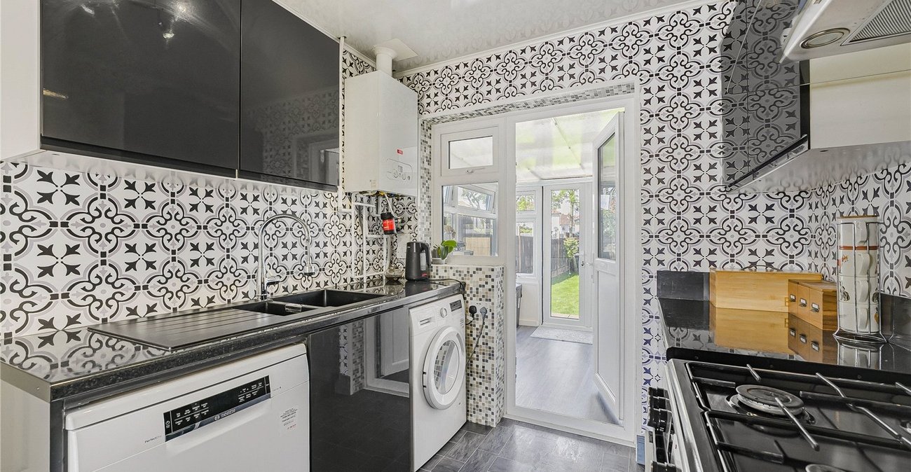 3 bedroom house for sale in South Welling | Robinson Jackson