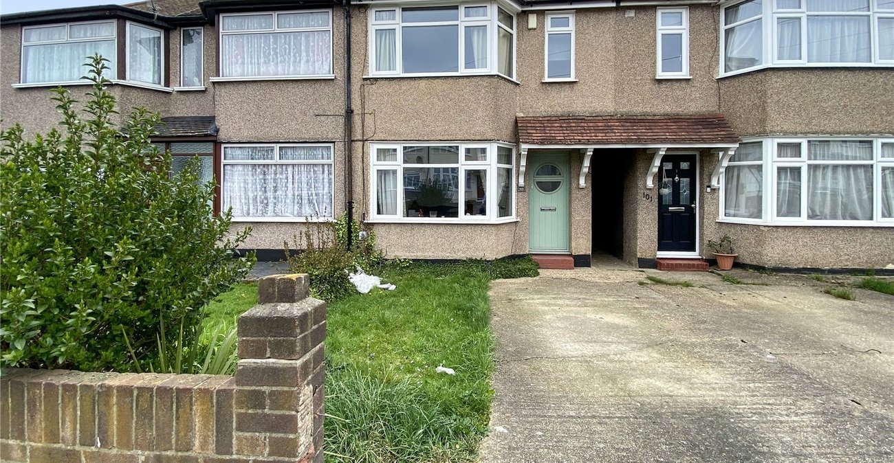 3 bedroom house for sale in Welling | Robinson Jackson