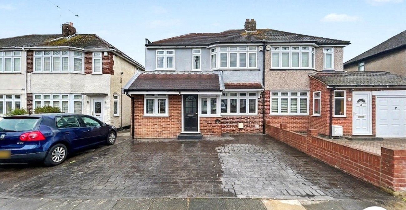 4 bedroom house for sale in Welling | Robinson Jackson