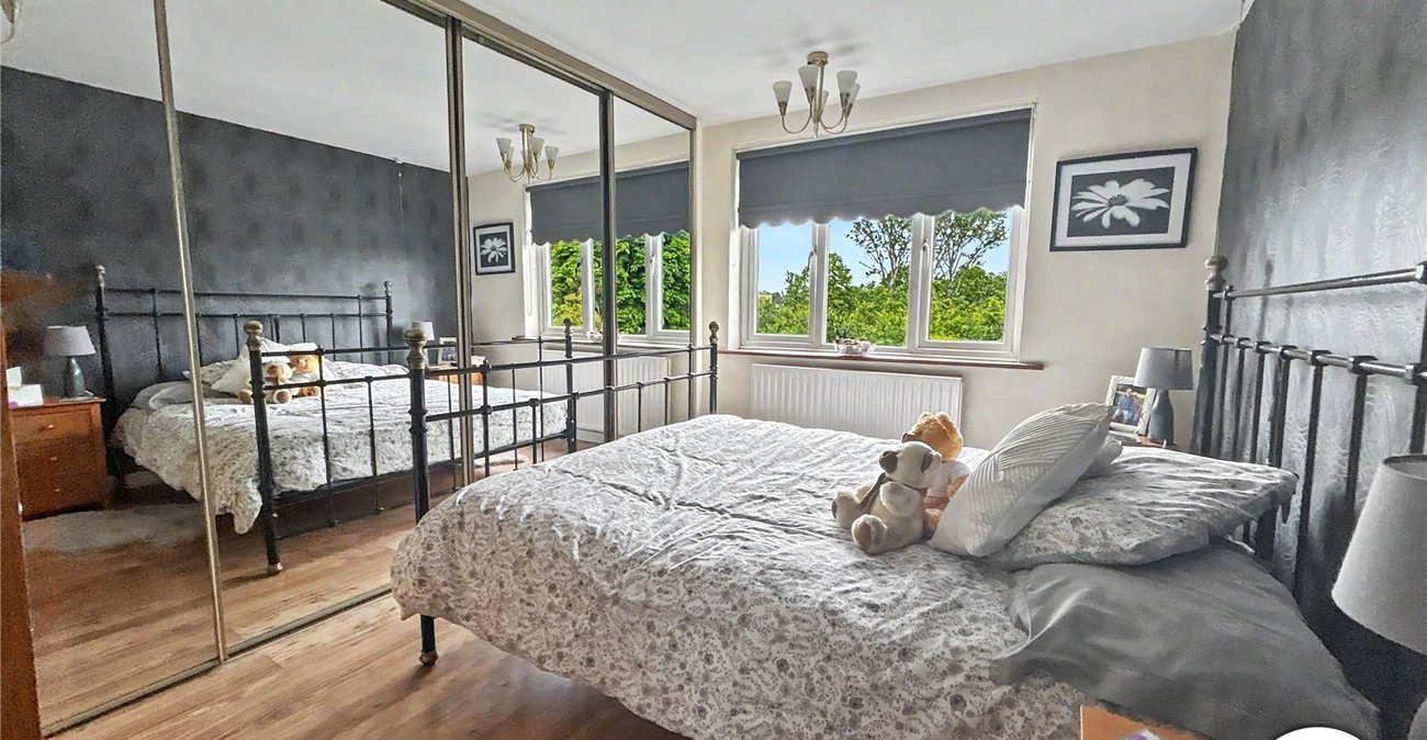 4 bedroom house for sale in Welling | Robinson Jackson